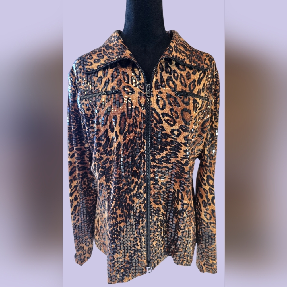 Nabi Zip Up Jacket Animal Print